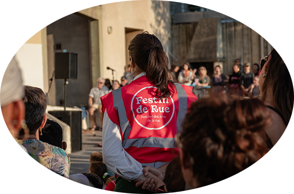 accueil-illustration-benevoles2.png -