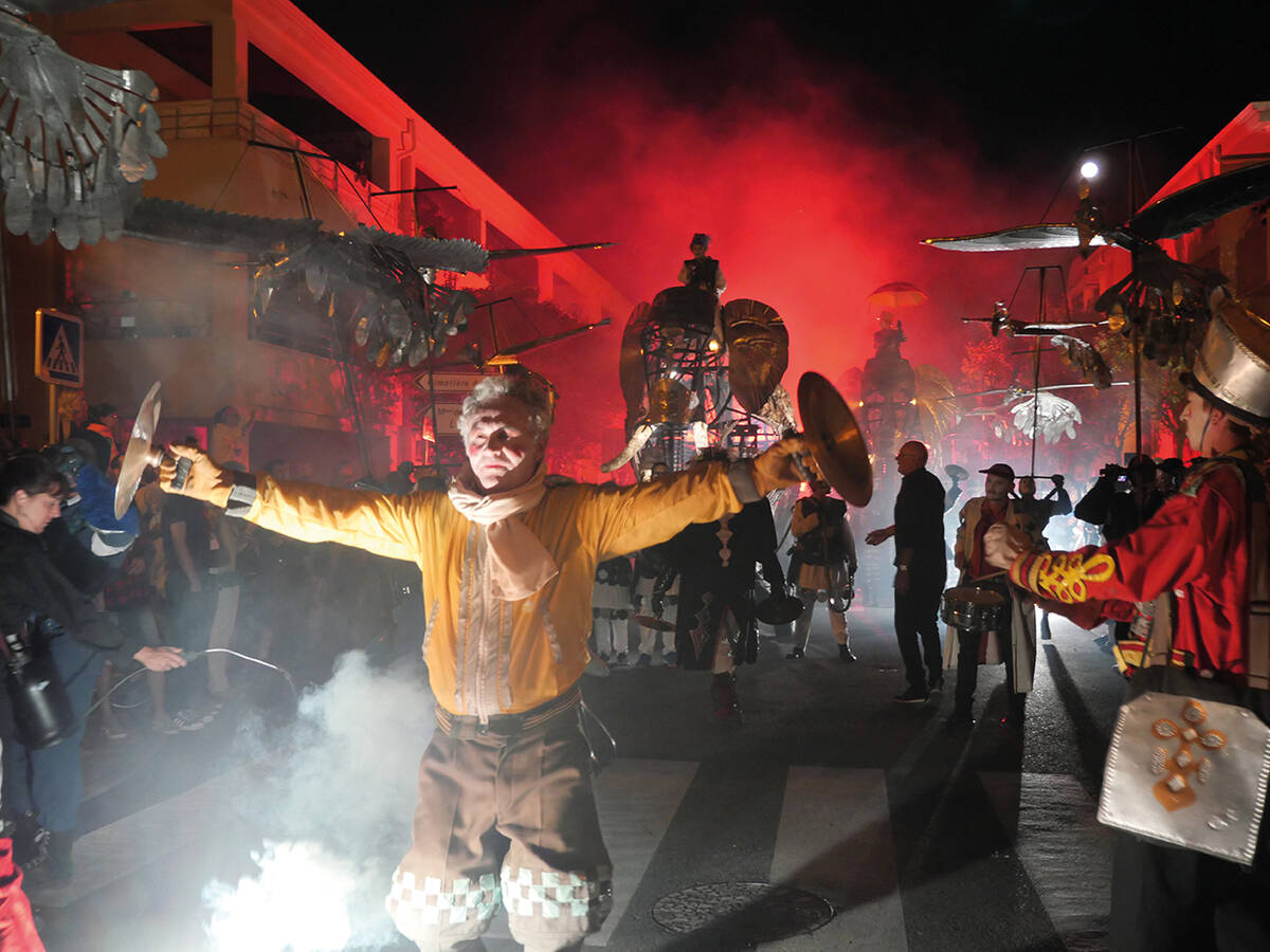 oposito---3-elephants.jpg -